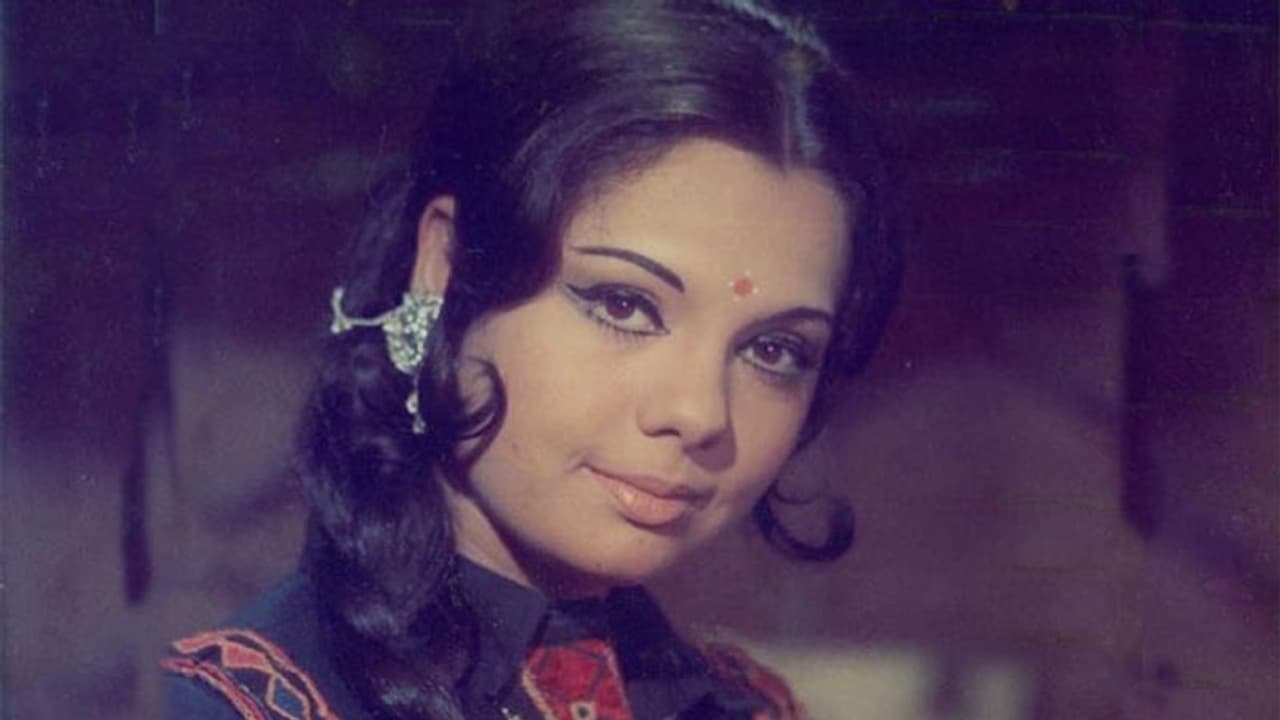 Dance Deewane 3: शो में शामिल होने 74 साल की इस हीरोइन ने मांगी इतनी बड़ी रकम, मेकर्स ने खड़े किए हाथ Dance Deewane 3: शो में शामिल होने 74 साल की इस हीरोइन ने मांगी इतनी बड़ी रकम, मेकर्स ने खड़े किए हाथ