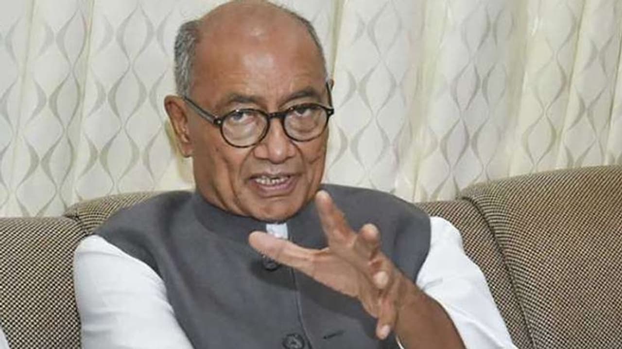 दिग्विजय सिंह को आखिर ये क्या हो गया! अमित शाह और RSS की तारीफ, सुनने वाले भी चौंक गए... दिग्विजय सिंह को आखिर ये क्या हो गया! अमित शाह और RSS की तारीफ, सुनने वाले भी चौंक गए...