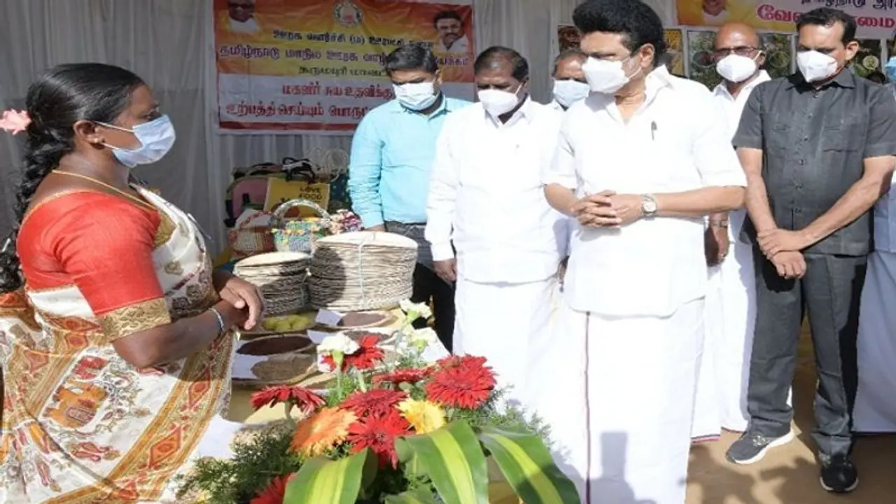 இதுவரை எந்த முதலமைச்சரும் செய்திடாத காரியம்… பாராட்டு மழையில் நனையும் முதலமைச்சர் மு.க.ஸ்டாலின்.! இதுவரை எந்த முதலமைச்சரும் செய்திடாத காரியம்… பாராட்டு மழையில் நனையும் முதலமைச்சர் மு.க.ஸ்டாலின்.!