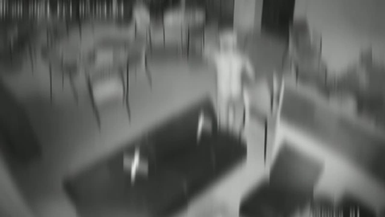 ഗ്ലാസ് തുരന്ന് അകത്ത് കയറും, നഗ്നനായി മോഷണം നടത്തും, കോയമ്പത്തൂർ സ്വദേശിയെ തിരഞ്ഞ് പൊലീസ്