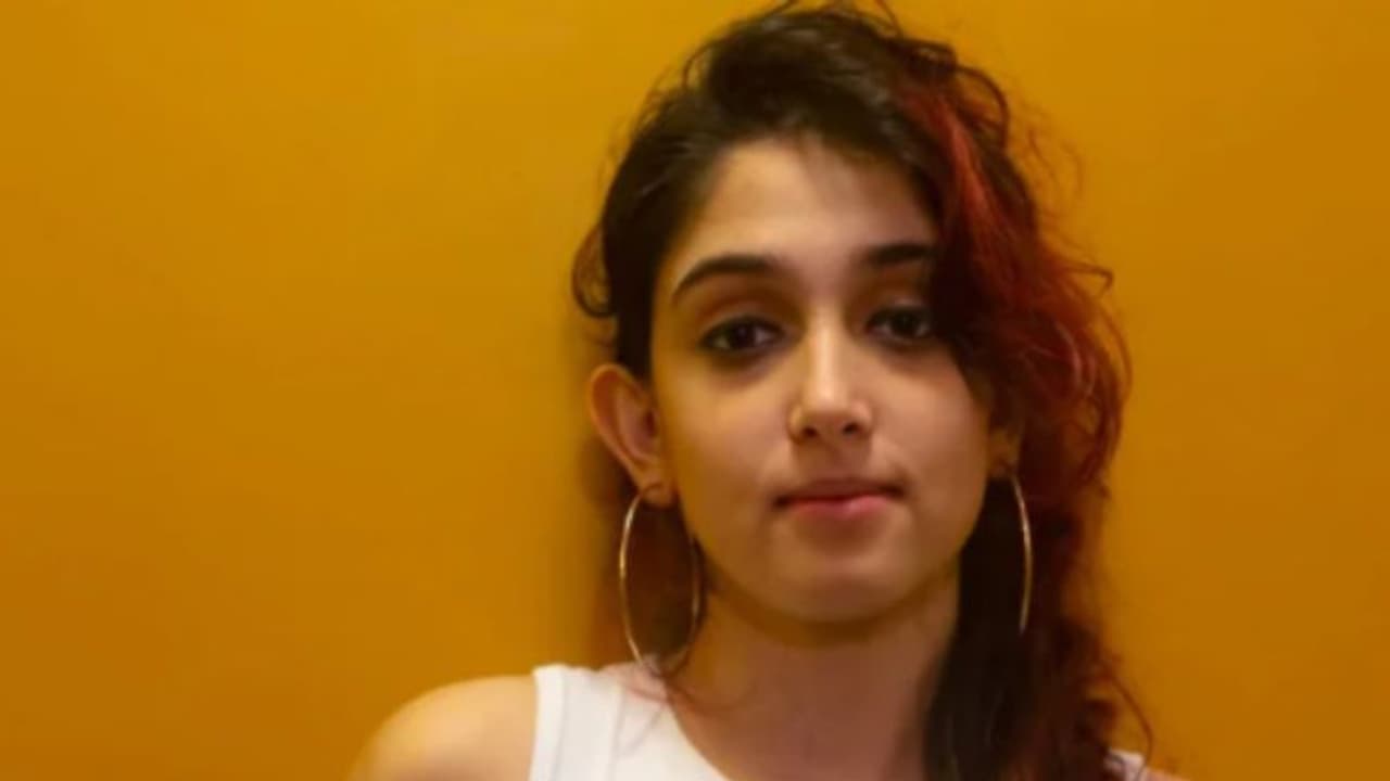 'വിഷാദത്തെ എങ്ങനെ മറികടന്നു?', ചോദ്യങ്ങള്ക്ക് മറുപടിയുമായി ഇറാ ഖാൻ 'വിഷാദത്തെ എങ്ങനെ മറികടന്നു?', ചോദ്യങ്ങള്ക്ക് മറുപടിയുമായി ഇറാ ഖാൻ