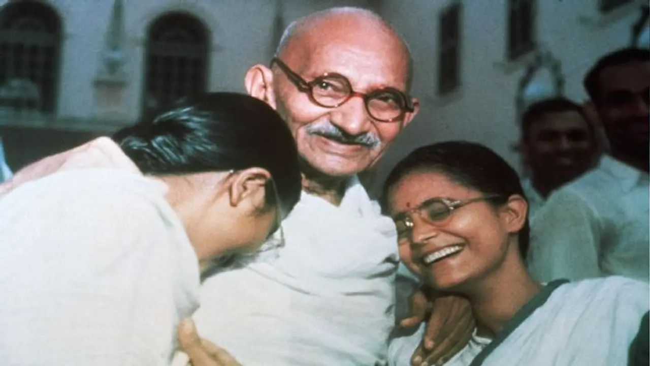 Mahatma Gandhi Jayanti : గాంధీజీ మహోన్నత ఆశయాలు లక్షలాది మందికి ఆదర్శనీయం.. నివాళులర్పించిన మోడీ.. Mahatma Gandhi Jayanti : గాంధీజీ మహోన్నత ఆశయాలు లక్షలాది మందికి ఆదర్శనీయం.. నివాళులర్పించిన మోడీ..