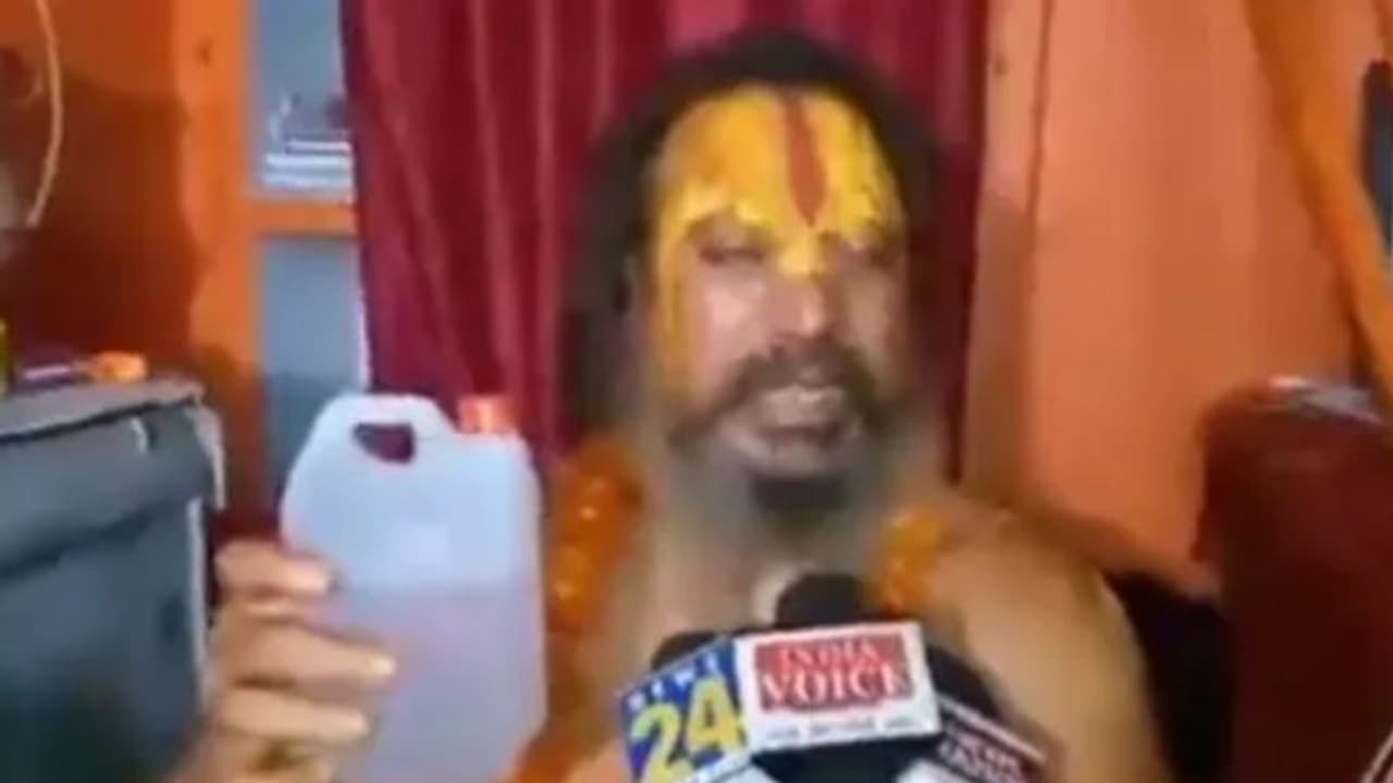 'ഇന്ത്യ ഹിന്ദു രാഷ്ട്രമായി പ്രഖ്യാപിച്ചില്ലെങ്കില് സരയൂ നദിയില് ജലസമാധി'; സന്യാസി വീട്ടുതടങ്കലില് 'ഇന്ത്യ ഹിന്ദു രാഷ്ട്രമായി പ്രഖ്യാപിച്ചില്ലെങ്കില് സരയൂ നദിയില് ജലസമാധി'; സന്യാസി വീട്ടുതടങ്കലില്