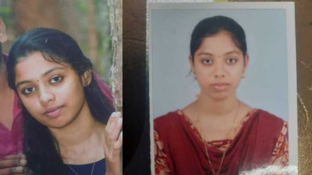 ஓயாமல் வரதட்சணை டார்ச்சர்.. 6 மாத கர்ப்பிணி பெண் தூக்கிட்டு தற்கொலை.. காதல் கணவரை அலேக்கா தூக்கிய போலீஸ்.! ஓயாமல் வரதட்சணை டார்ச்சர்.. 6 மாத கர்ப்பிணி பெண் தூக்கிட்டு தற்கொலை.. காதல் கணவரை அலேக்கா தூக்கிய போலீஸ்.!