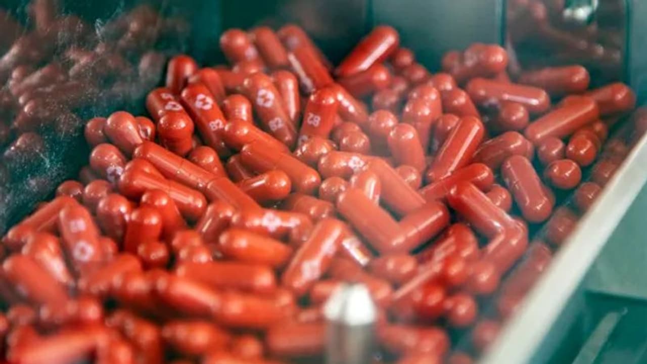 Covid Pills:ಕೋವಿಡ್‌ ಮಾತ್ರೆ ತುರ್ತು ಬಳಕೆಗೆ ಅನುಮೋದನೆ ನೀಡಿದ ಮೊದಲ ದೇಶ ಬ್ರಿಟನ್‌!