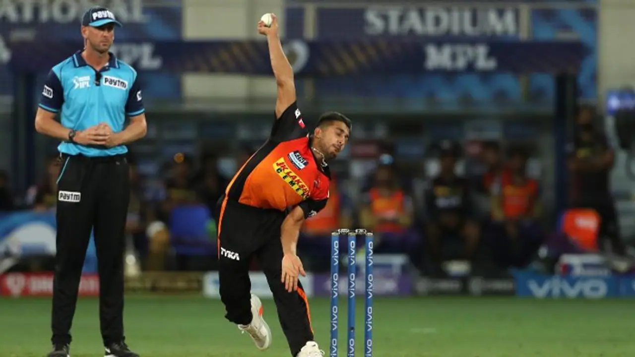 ಐಪಿಎಲ್ ಇತಿಹಾಸದ 2ನೇ ಅತ್ಯಂತ ವೇಗದ ಎಸೆತ ಎಸೆದ ಉಮ್ರಾನ್ ಮಲಿಕ್! ಐಪಿಎಲ್ ಇತಿಹಾಸದ 2ನೇ ಅತ್ಯಂತ ವೇಗದ ಎಸೆತ ಎಸೆದ ಉಮ್ರಾನ್ ಮಲಿಕ್!