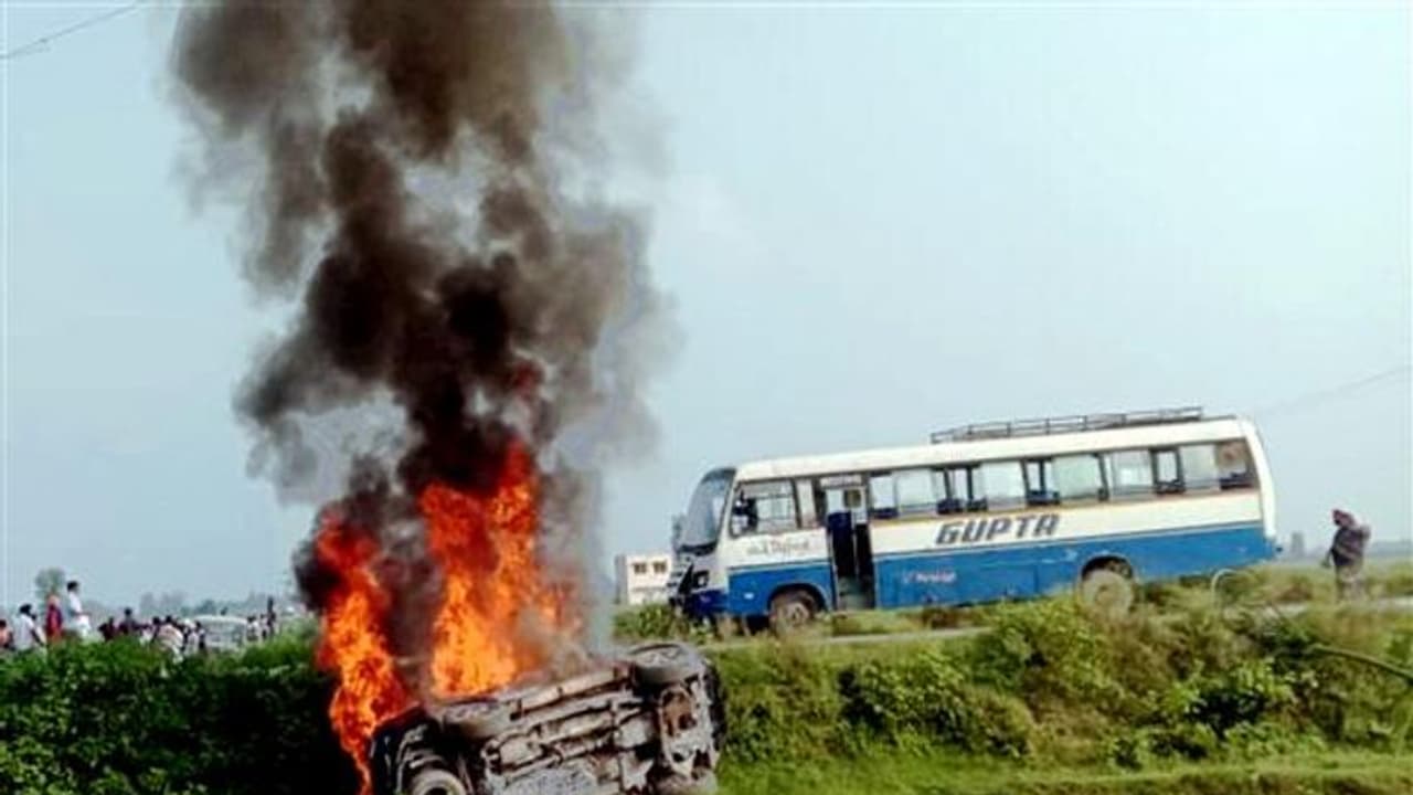 Lakhimpur Kheri violence: Union minister's son Ashish arrested after marathon grilling by SIT Lakhimpur Kheri violence: Union minister's son Ashish arrested after marathon grilling by SIT