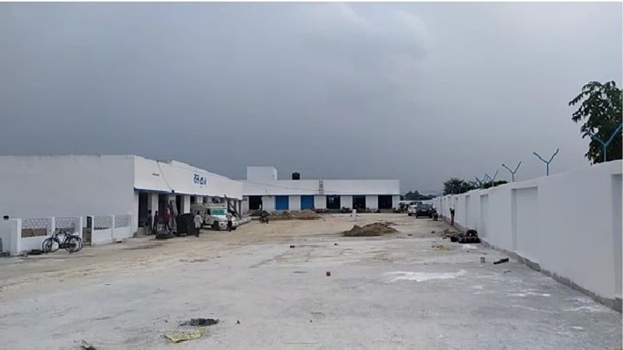 খুশির খবর, রাজ্য সরকারের উদ্যোগে পুজোর আগেই চালু নতুন শিল্প, মিলবে প্রচুর চাকরি খুশির খবর, রাজ্য সরকারের উদ্যোগে পুজোর আগেই চালু নতুন শিল্প, মিলবে প্রচুর চাকরি