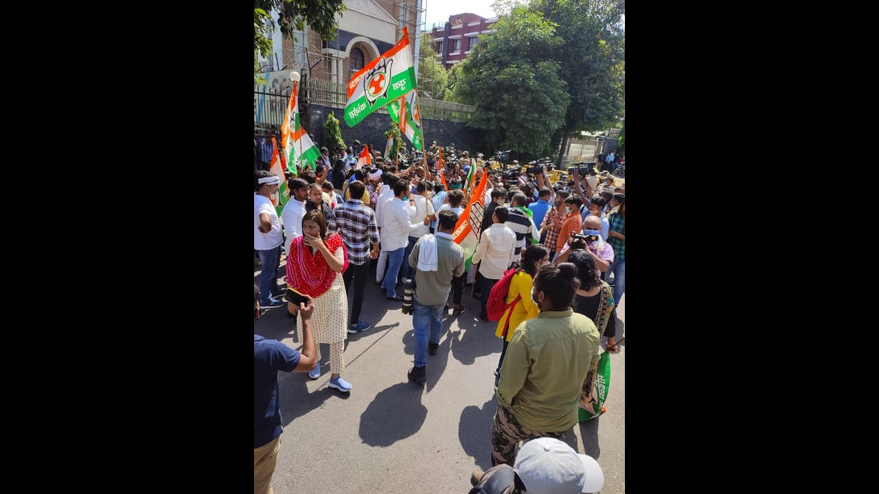 'അജയ് മിശ്രയ്ക്ക് എതിരെ നടപടി എടുക്കണം'; കടുപ്പിച്ച് കര്ഷകര്, രാജ്യവ്യാപകമായി ഇന്ന് ട്രെയിന് തടയും 'അജയ് മിശ്രയ്ക്ക് എതിരെ നടപടി എടുക്കണം'; കടുപ്പിച്ച് കര്ഷകര്, രാജ്യവ്യാപകമായി ഇന്ന് ട്രെയിന് തടയും