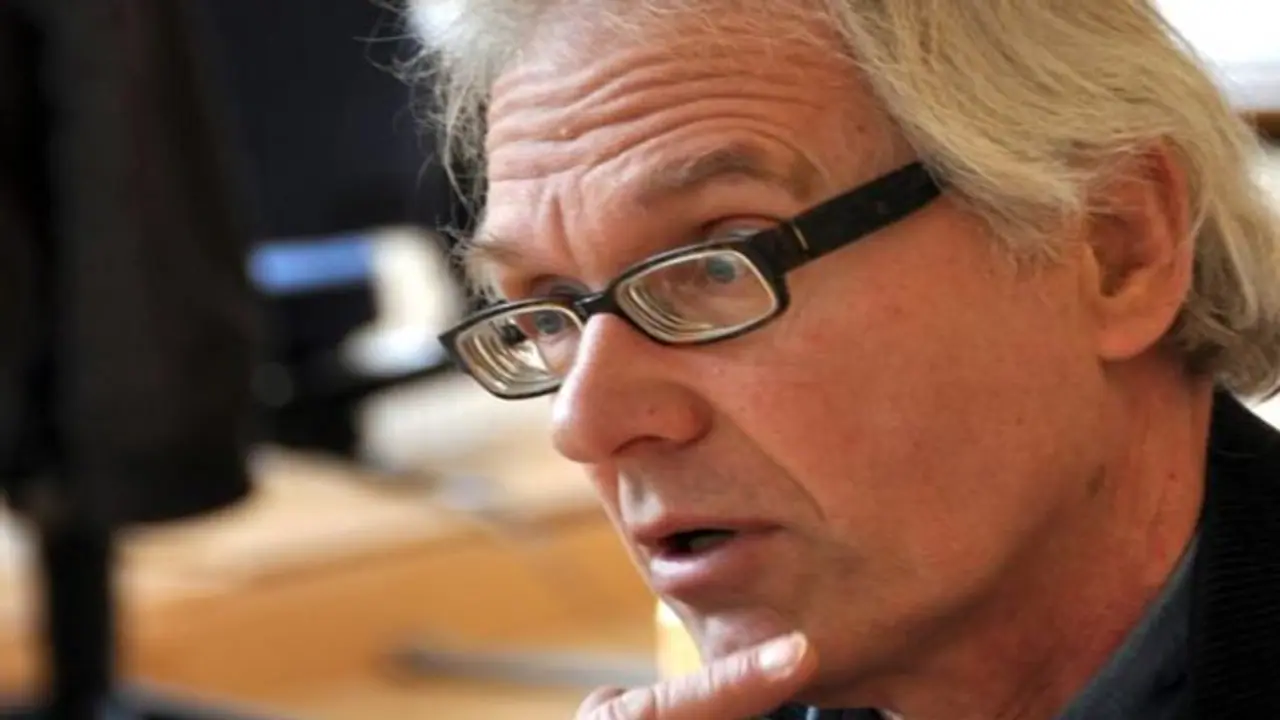 पैगंबर मोहम्मद की विवादित कार्टून बनाने वाले की संदिग्ध परिस्थितियों में मौत, अलकायदा ने रखा था इनाम पैगंबर मोहम्मद की विवादित कार्टून बनाने वाले की संदिग्ध परिस्थितियों में मौत, अलकायदा ने रखा था इनाम