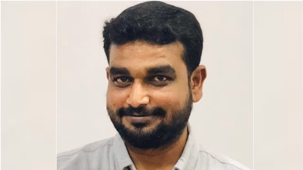 ക്രിക്കറ്റ് കളിക്കുന്നതിനിടയില്‍ കുഴഞ്ഞുവീണ പ്രവാസി മരിച്ചു