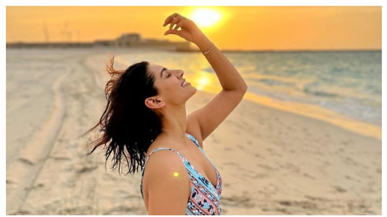 IPL 2021: సాయం కాలానా.. సాగర తీరానా.. సంధ్యా సూర్యుడితో బుమ్రా భార్య.. ఫోటో తీసిందెవరంటే..! IPL 2021: సాయం కాలానా.. సాగర తీరానా.. సంధ్యా సూర్యుడితో బుమ్రా భార్య.. ఫోటో తీసిందెవరంటే..!