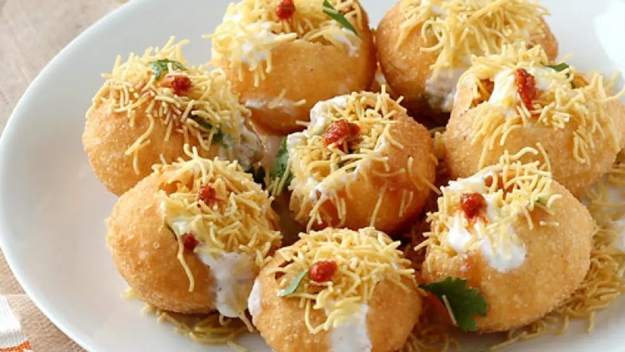 Pani puri: బీ అలర్ట్ .. పానీపూరి తిని 100 మందికి పైగా అస్వస్థత..! Pani puri: బీ అలర్ట్ .. పానీపూరి తిని 100 మందికి పైగా అస్వస్థత..!