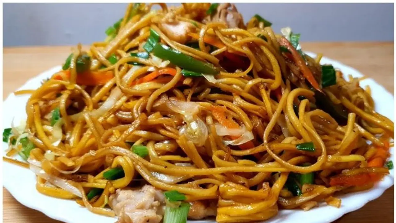 New year Special Recipe: একঘেয়ে নুডলস নয়, নিউ ইয়ার পার্টি জমে উঠুক ৪ ভিন্ন স্বাদের নুডলসে New year Special Recipe: একঘেয়ে নুডলস নয়, নিউ ইয়ার পার্টি জমে উঠুক ৪ ভিন্ন স্বাদের নুডলসে