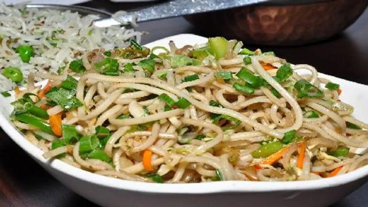 ಫ್ರಿಡ್ಜ್‌ನಲ್ಲಿದ್ದ ಆಹಾರ ಸೇವಿಸಿ ಹದಗೆಟ್ಟ ಆರೋಗ್ಯ: ಕಾಲು, ಬೆರಳೇ ತೆಗೆದ ವೈದ್ಯರು!