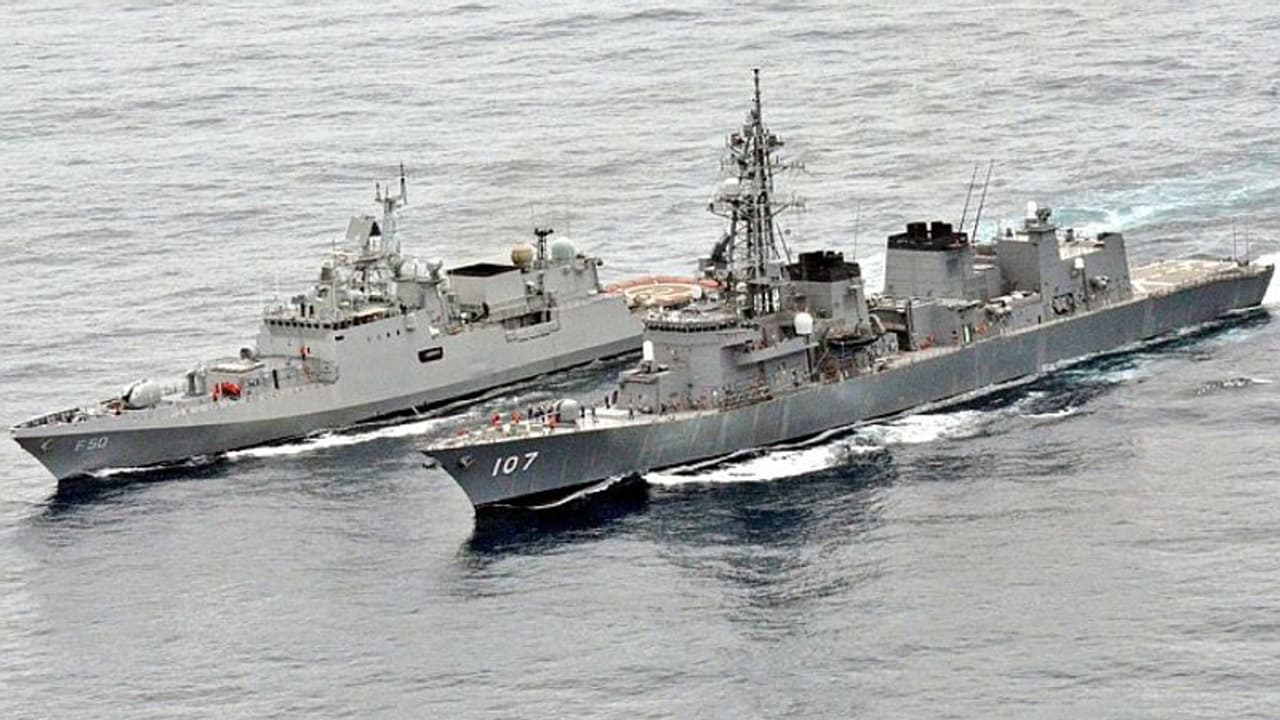 അറബിക്കടലിൽ മൂന്ന് യുദ്ധകപ്പലുകൾ വിന്യസിച്ച് ഇന്ത്യ, ചെം പ്ലൂട്ടോ കപ്പലിൽ ഫോറൻസിക് പരിശോധന