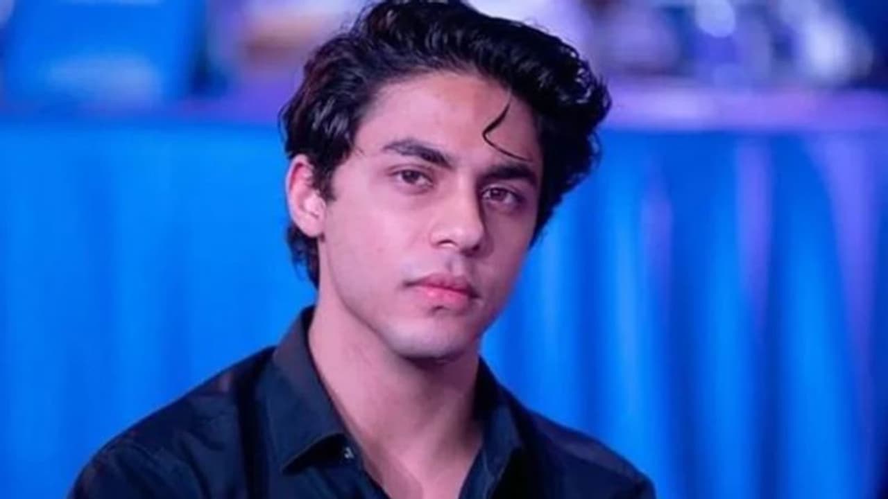 ആര്യൻഖാന്റെയും കൂട്ട് പ്രതികളുടേയും മൊബൈൽ ഫോണുകൾ ഫോറൻസിക് പരിശോധനയ്ക്ക് അയച്ചു ആര്യൻഖാന്റെയും കൂട്ട് പ്രതികളുടേയും മൊബൈൽ ഫോണുകൾ ഫോറൻസിക് പരിശോധനയ്ക്ക് അയച്ചു