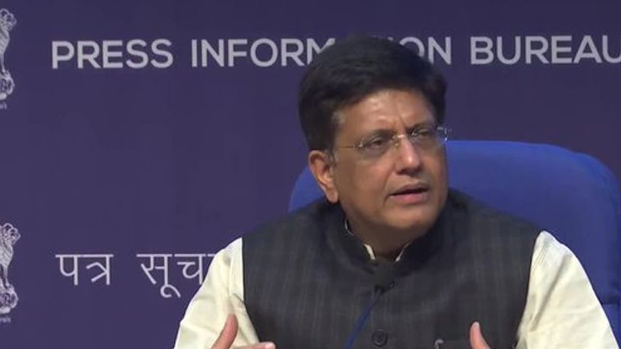 पीएम मित्र योजना को कैबिनेट की मंजूरी, 45 सौ करोड़ होगा खर्च, 7 लाख लोगों को रोजगार के अवसर पीएम मित्र योजना को कैबिनेट की मंजूरी, 45 सौ करोड़ होगा खर्च, 7 लाख लोगों को रोजगार के अवसर