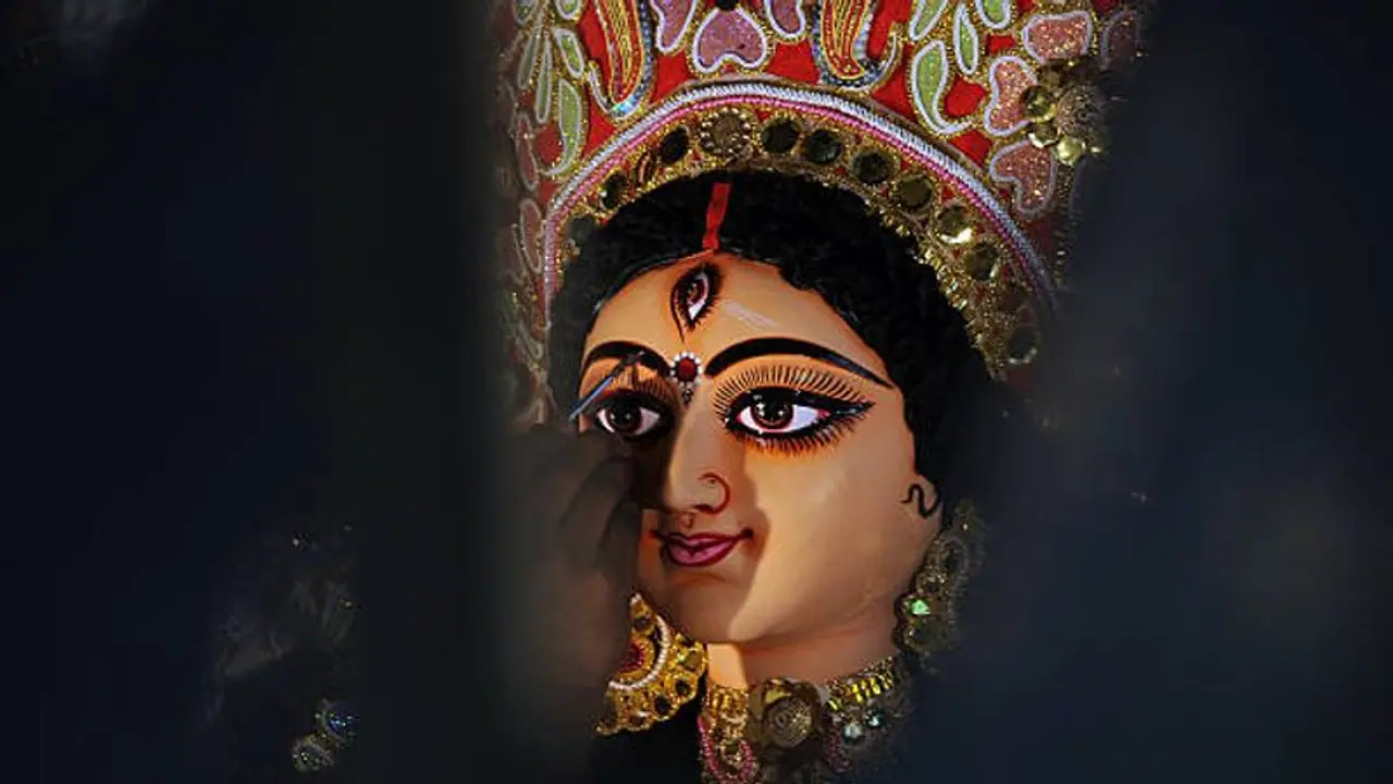 দেবীপক্ষের সূচনা হয় মহালয়ার দিন, জানুন এর তাৎপর্য দেবীপক্ষের সূচনা হয় মহালয়ার দিন, জানুন এর তাৎপর্য