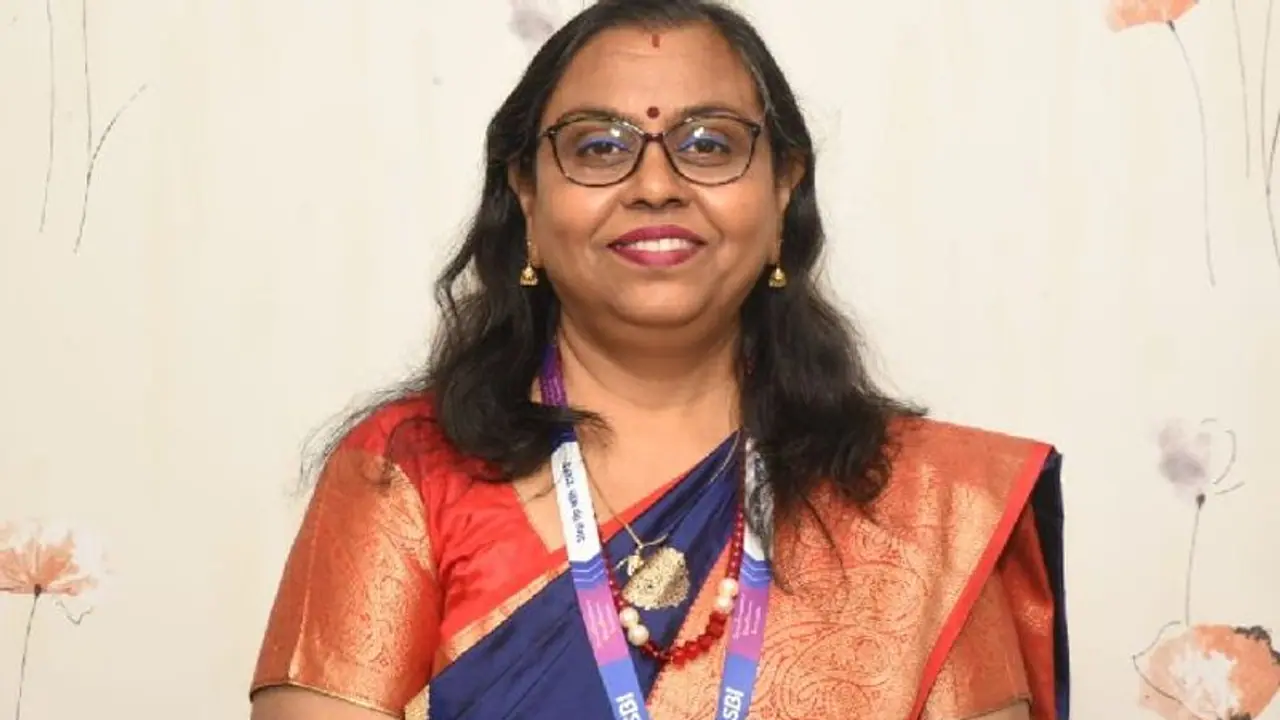 দেবীপক্ষের প্রথম দিনেই সুখবর, এসবিআই কলকাতা সার্কেলের সিজিএম হিসেবে দায়িত্বে রুমা দে দেবীপক্ষের প্রথম দিনেই সুখবর, এসবিআই কলকাতা সার্কেলের সিজিএম হিসেবে দায়িত্বে রুমা দে