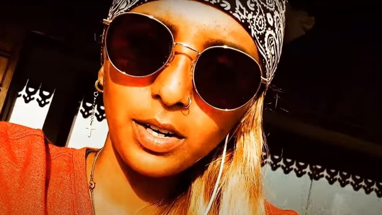 'சர்வைவர்' நிகழ்ச்சியில் நடந்தது சம்பவம் என்ன? திடீர் என நிகழ்ச்சியை விட்டு வெளியேறிய போட்டியாளர்..! 'சர்வைவர்' நிகழ்ச்சியில் நடந்தது சம்பவம் என்ன? திடீர் என நிகழ்ச்சியை விட்டு வெளியேறிய போட்டியாளர்..!