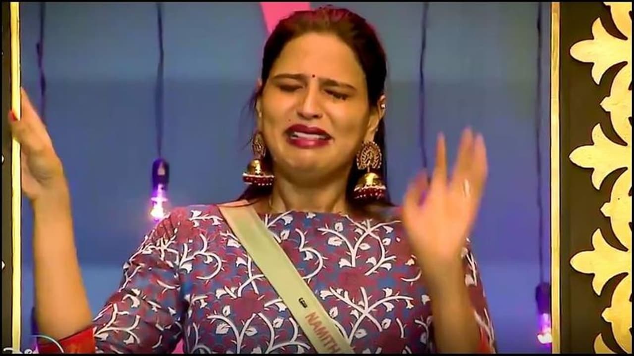 நமீதா மரிமுத்துவுக்கு ரெட் கார்டு..? மருத்துவமனையில் சிகிச்சை..! உண்மையில் நடந்தது என்ன... நமீதா மரிமுத்துவுக்கு ரெட் கார்டு..? மருத்துவமனையில் சிகிச்சை..! உண்மையில் நடந்தது என்ன...