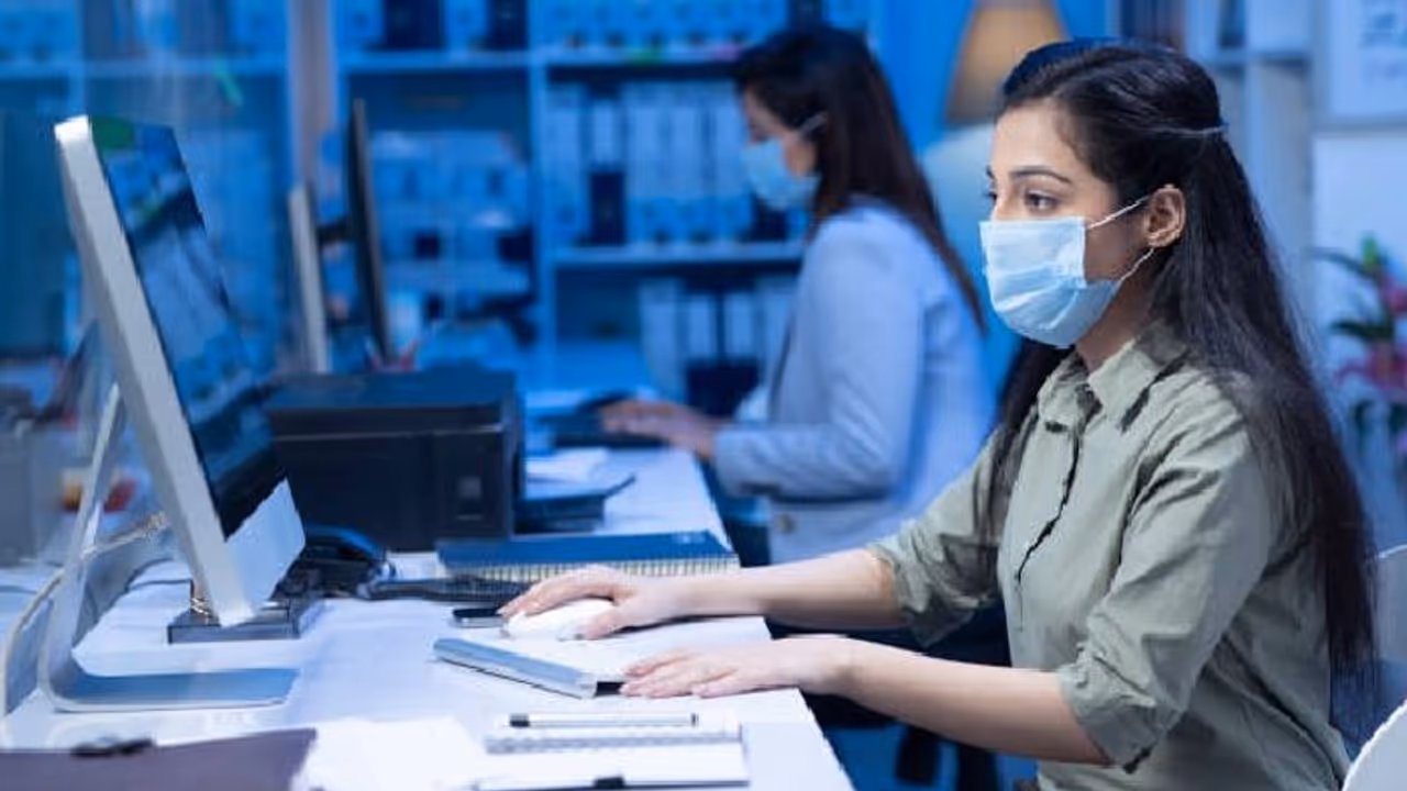 Digital India: ৬ বছরে আধারে বাঁচল ১.৭৮ লক্ষ কোটি টাকা, চালু হয়ে গেল ৫৮টি আধার কেন্দ্র Digital India: ৬ বছরে আধারে বাঁচল ১.৭৮ লক্ষ কোটি টাকা, চালু হয়ে গেল ৫৮টি আধার কেন্দ্র