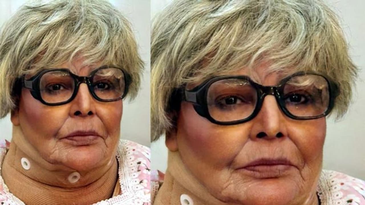 सफेद बाल, चेहरे पर झर्रियां और बड़ी फ्रेम का चश्मा पहने इस हीरोइन को क्या पहचानते हैं आप? सफेद बाल, चेहरे पर झर्रियां और बड़ी फ्रेम का चश्मा पहने इस हीरोइन को क्या पहचानते हैं आप?