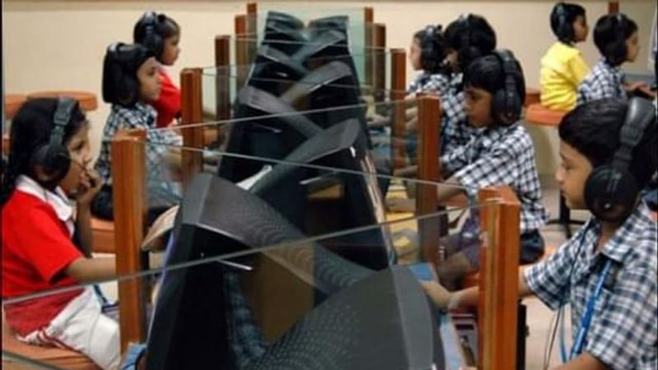 பழங்குடி மக்களின் கல்வியறிவு 47 % லிருந்து 59 சதவீதமாக அதிகரிப்பு