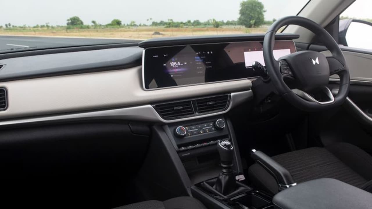 ഈ മോഡലുകളുടെ ഇത്രയും യൂണിറ്റുകൾ തിരിച്ചുവിളിച്ച് മഹീന്ദ്ര ഈ മോഡലുകളുടെ ഇത്രയും യൂണിറ്റുകൾ തിരിച്ചുവിളിച്ച് മഹീന്ദ്ര