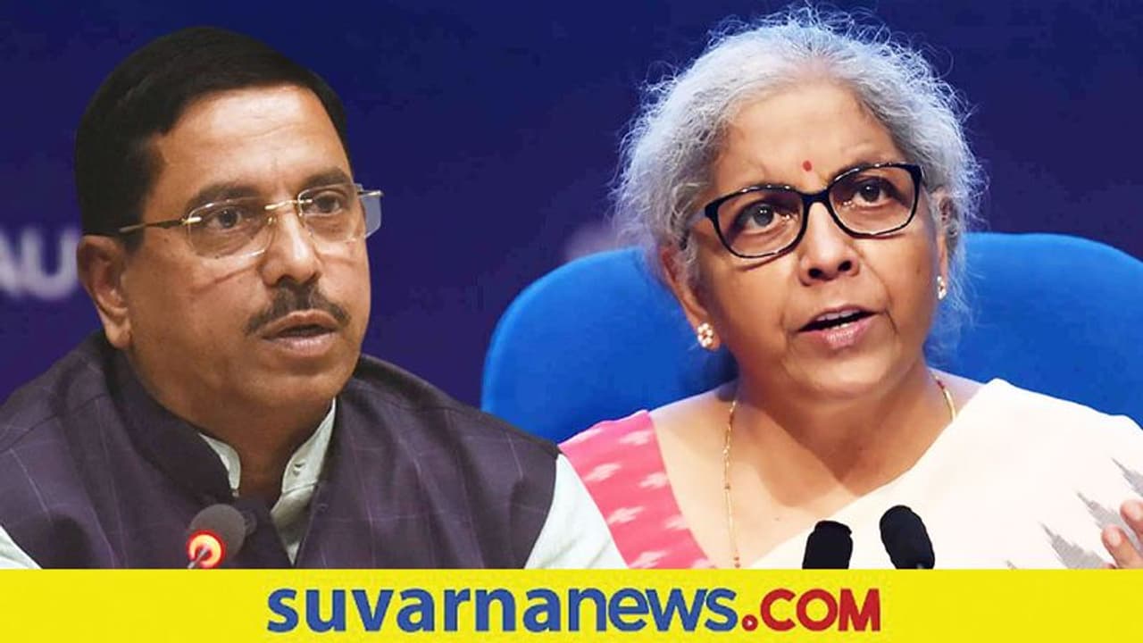 ಬಿಜೆಪಿ ರಾಷ್ಟ್ರೀಯ ಕಾರ್ಯಕಾರಿಯಲ್ಲಿ ಜೋಶಿ ಸೇರಿ ಅಚ್ಚರಿ ನಾಯಕರಿಗೆ ಸ್ಥಾನ ಬಿಜೆಪಿ ರಾಷ್ಟ್ರೀಯ ಕಾರ್ಯಕಾರಿಯಲ್ಲಿ ಜೋಶಿ ಸೇರಿ ಅಚ್ಚರಿ ನಾಯಕರಿಗೆ ಸ್ಥಾನ