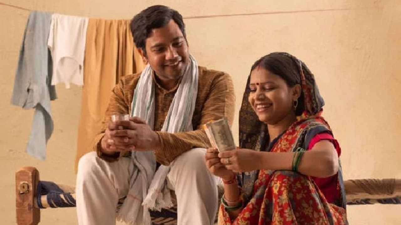 ৩ লক্ষেরও বেশি মহিলা পেলেন লক্ষ্মীর ভান্ডারের টাকা, পুজোর মুখে খুশির খবর রাজ্যে ৩ লক্ষেরও বেশি মহিলা পেলেন লক্ষ্মীর ভান্ডারের টাকা, পুজোর মুখে খুশির খবর রাজ্যে