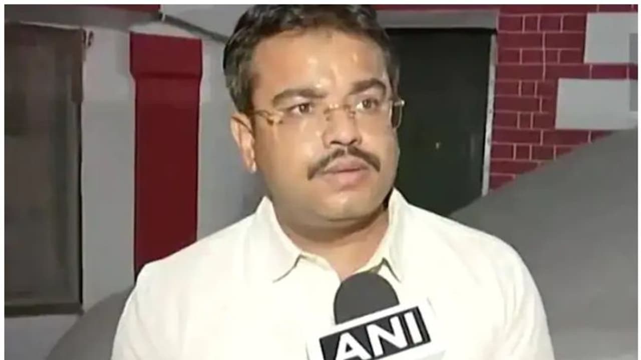 ലഖിംപുര് ഖേരി: സുപ്രീം കോടതിയുടെ വിമര്ശനത്തിന് പിന്നാലെ കേന്ദ്രമന്ത്രിയുടെ മകന് സമന്സ് ലഖിംപുര് ഖേരി: സുപ്രീം കോടതിയുടെ വിമര്ശനത്തിന് പിന്നാലെ കേന്ദ്രമന്ത്രിയുടെ മകന് സമന്സ്