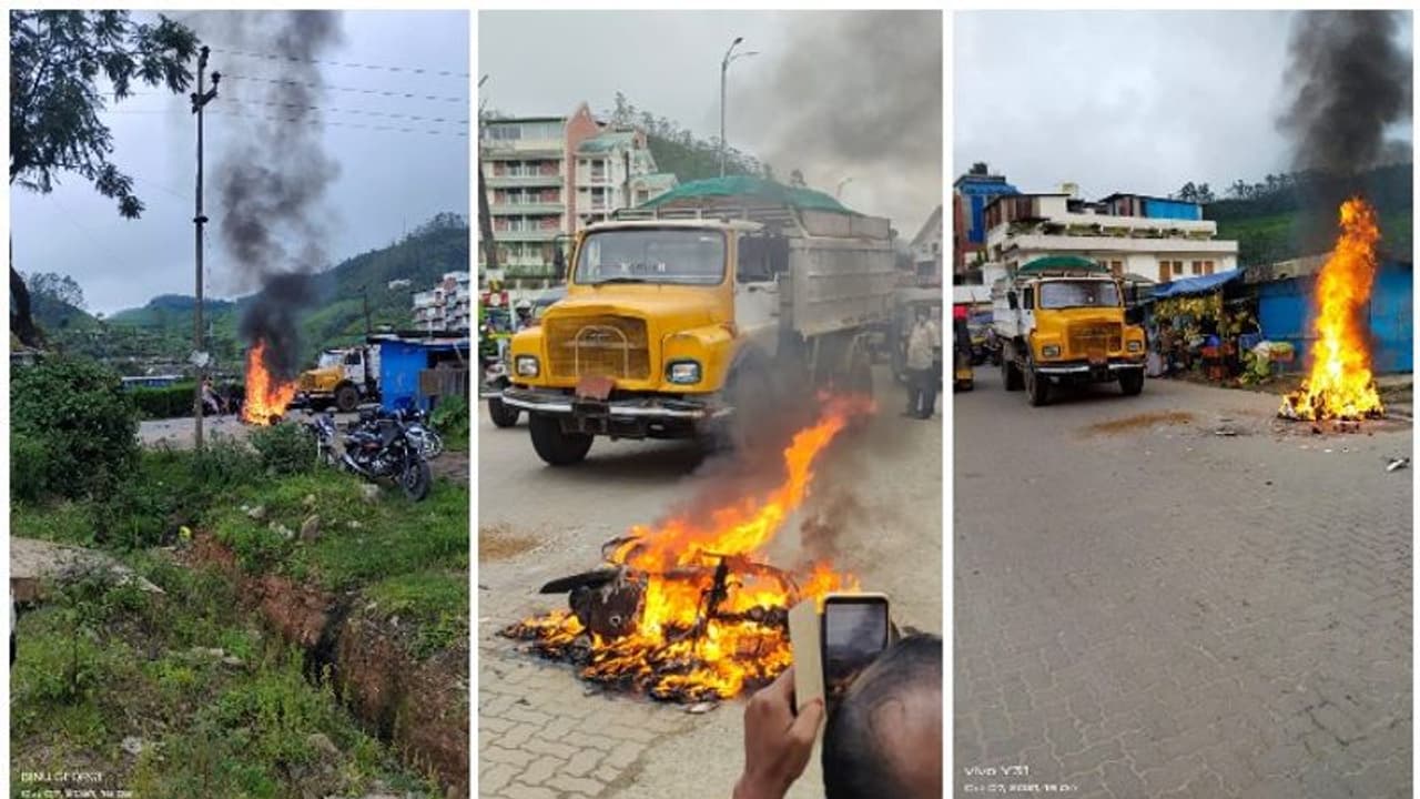 കത്തിയമര്ന്ന സ്കൂട്ടറില് നിന്നും യുവാക്കള് രക്ഷപെട്ടത് തലനാരിഴയ്ക്ക് കത്തിയമര്ന്ന സ്കൂട്ടറില് നിന്നും യുവാക്കള് രക്ഷപെട്ടത് തലനാരിഴയ്ക്ക്