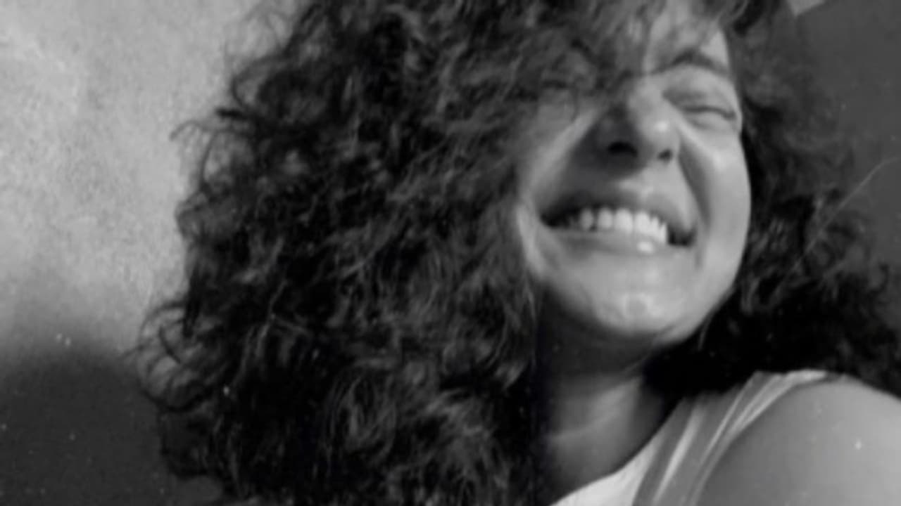 'ഞാന് വീണ്ടും തുറന്ന് ചിരിക്കാന് തുടങ്ങി', ബുളീമിയെ അതിജീവിച്ചതിനെ കുറിച്ച് നടി പാര്വതി 'ഞാന് വീണ്ടും തുറന്ന് ചിരിക്കാന് തുടങ്ങി', ബുളീമിയെ അതിജീവിച്ചതിനെ കുറിച്ച് നടി പാര്വതി