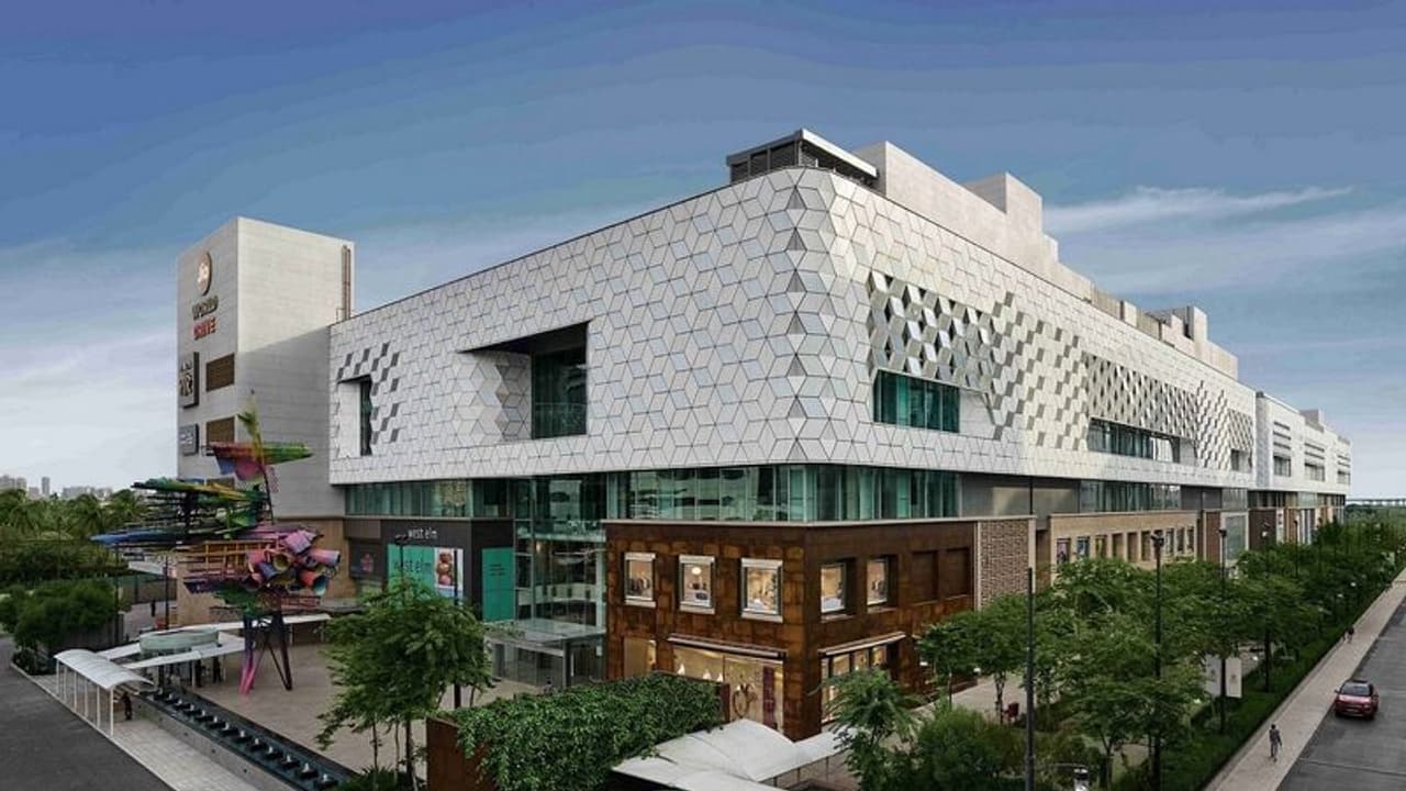 Reliance Rooftop Theatre,বাণিজ্যনগরীতে বিনোদনে নতুন যোগ JWD, মুম্বইতে JWD র উদ্ভোধন করল রিলায়েন্স