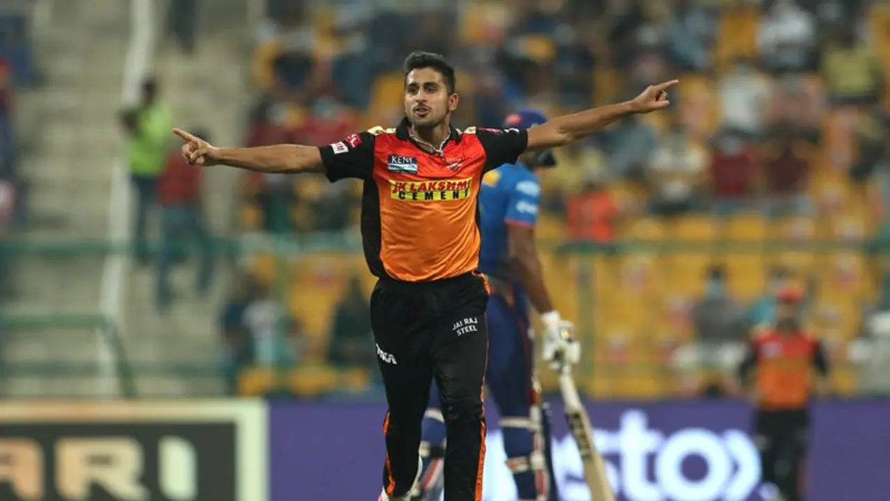 T20 World Cup: ವೇಗಿ ಉಮ್ರಾನ್ ಮಲಿಕ್ ಟೀಂ ಇಂಡಿಯಾ ನೆಟ್ ಬೌಲರ್ T20 World Cup: ವೇಗಿ ಉಮ್ರಾನ್ ಮಲಿಕ್ ಟೀಂ ಇಂಡಿಯಾ ನೆಟ್ ಬೌಲರ್