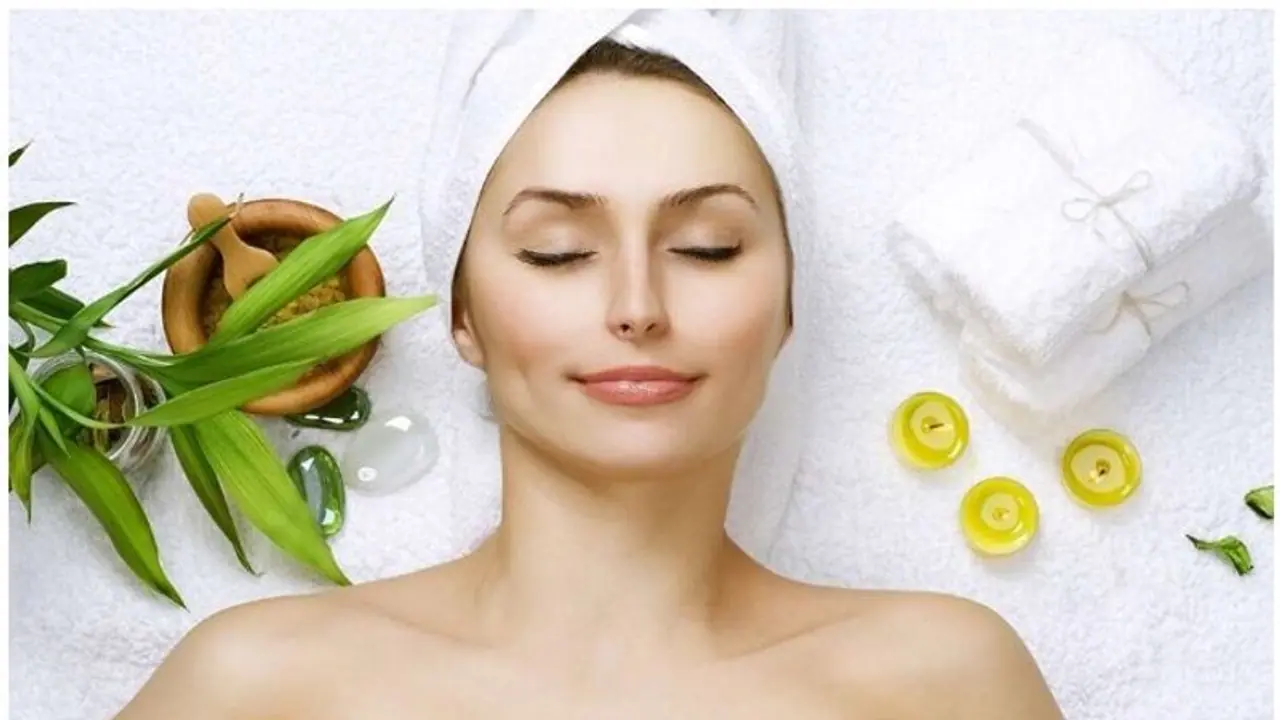 Beauty Tips ৩০ এরপর মুখে পড়ছে বয়সের ছাপ, এবার এই টিপসে ফেরান ত্বকের জেল্লা Beauty Tips ৩০ এরপর মুখে পড়ছে বয়সের ছাপ, এবার এই টিপসে ফেরান ত্বকের জেল্লা