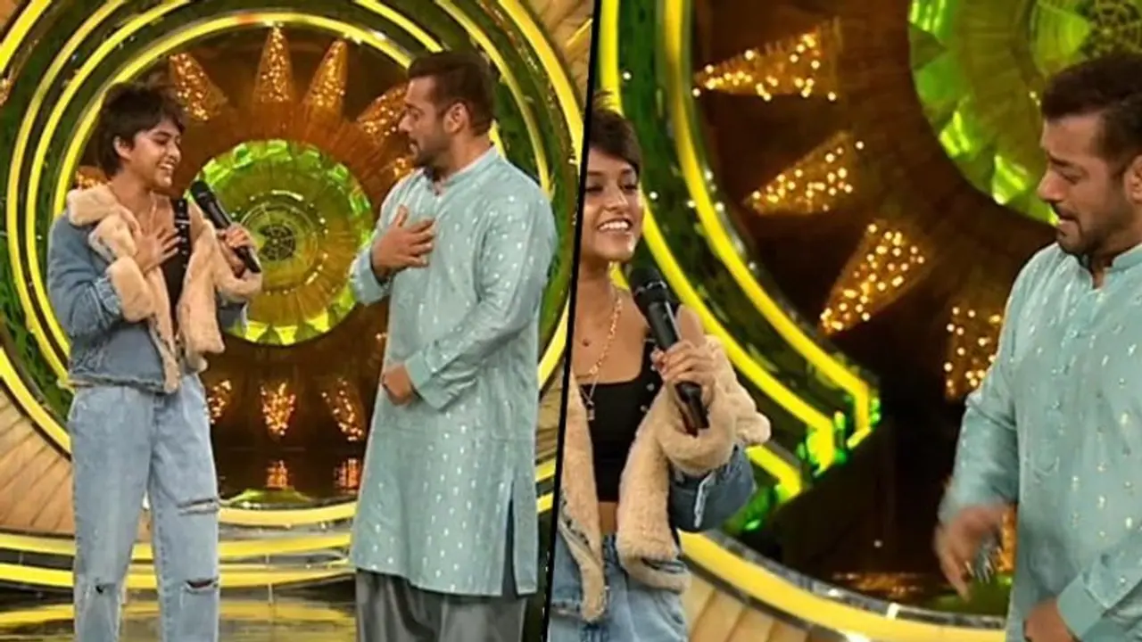 Bigg Boss 15: Manike Mage Hithe singer Yohani makes Salman Khan sing her viral song (Watch) Bigg Boss 15: Manike Mage Hithe singer Yohani makes Salman Khan sing her viral song (Watch)