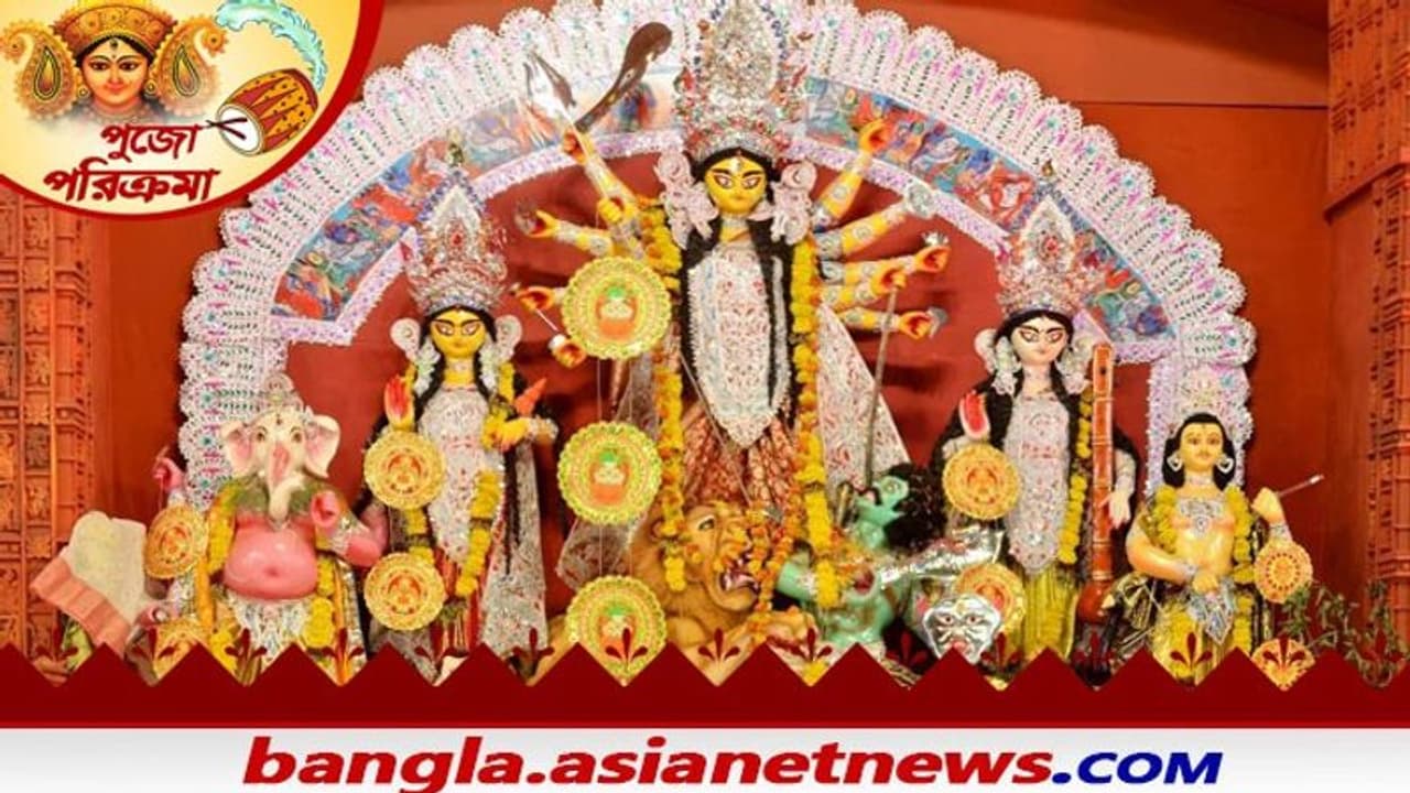 নীলমণি ঠাকুরের আমলে দুর্গাপুজো শুরু হলে ও জোড়াসাঁকো ঠাকুরবাড়িতে ধুমধাম শুরু দ্বারকানাথ ঠাকুরের আমলেই নীলমণি ঠাকুরের আমলে দুর্গাপুজো শুরু হলে ও জোড়াসাঁকো ঠাকুরবাড়িতে ধুমধাম শুরু দ্বারকানাথ ঠাকুরের আমলেই