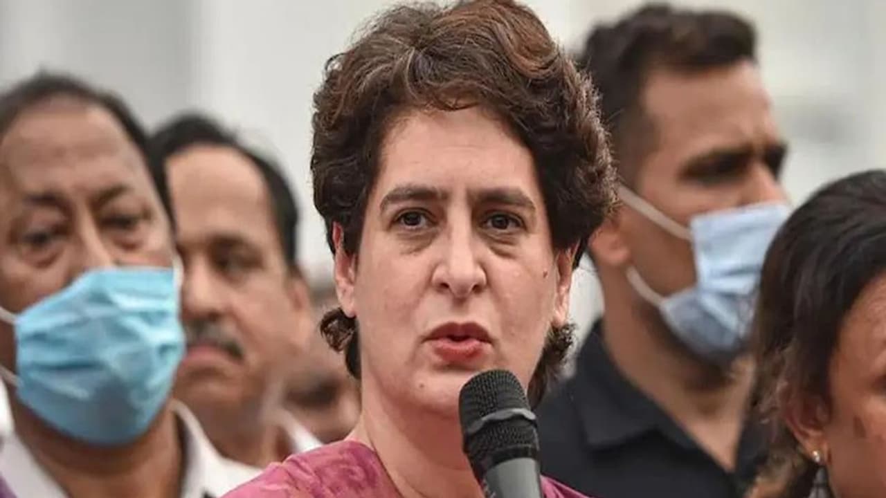 യുപി നിയമസഭാ തെരഞ്ഞെടുപ്പിൽ 40 % സീറ്റുകൾ വനിതകൾക്ക്, കോൺഗ്രസ് തീരുമാനം പ്രഖ്യാപിച്ച് പ്രിയങ്കാ ഗാന്ധി