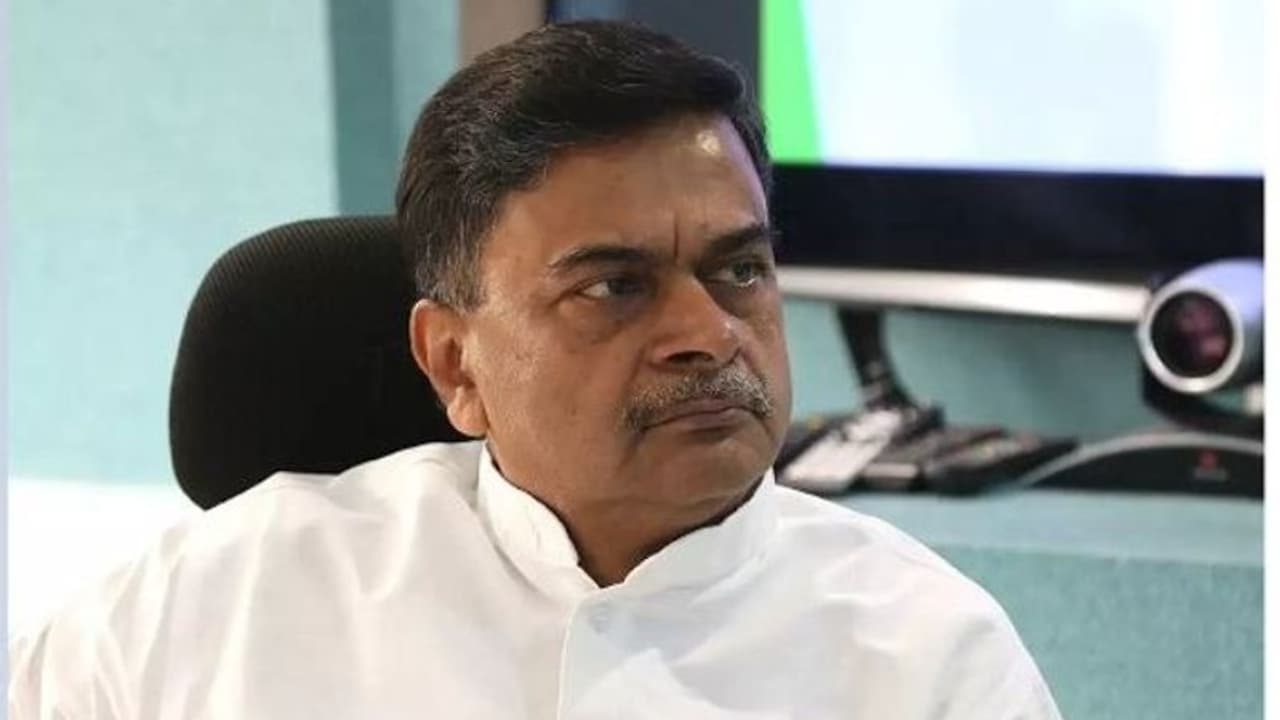 भारत में ब्लैक आउट का खतरा: केंद्रीय मंत्री ने Tata व GAIL को चेताया गैर जिम्मेदाराना संदेश देंगे तो कार्रवाई