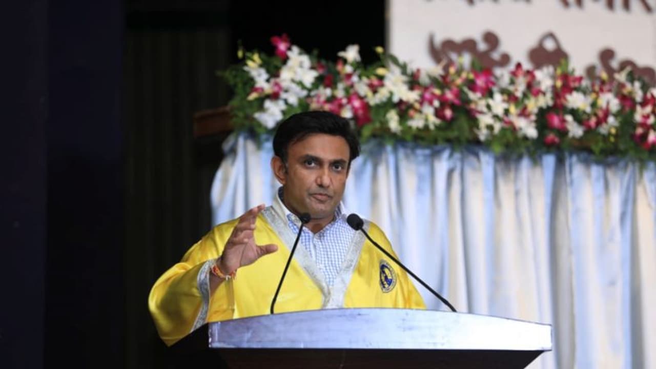 K'taka minister makes bizarre remark, says 'Modern Indian women want to stay single; unwilling to give birth' K'taka minister makes bizarre remark, says 'Modern Indian women want to stay single; unwilling to give birth'