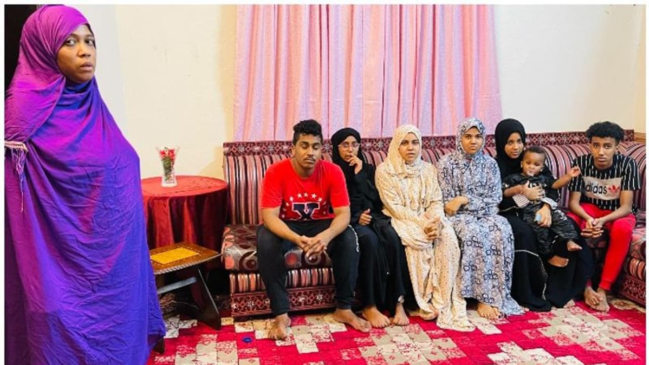 മലയാളിയായ ഭര്ത്താവ് ഉപേക്ഷിച്ചിട്ട് 12 വര്ഷം; ഒരു രാജ്യത്തെയും രേഖകളില്ലാത്ത ഏഴുമക്കള്, നിസ്സഹായയായി ഒരമ്മ മലയാളിയായ ഭര്ത്താവ് ഉപേക്ഷിച്ചിട്ട് 12 വര്ഷം; ഒരു രാജ്യത്തെയും രേഖകളില്ലാത്ത ഏഴുമക്കള്, നിസ്സഹായയായി ഒരമ്മ