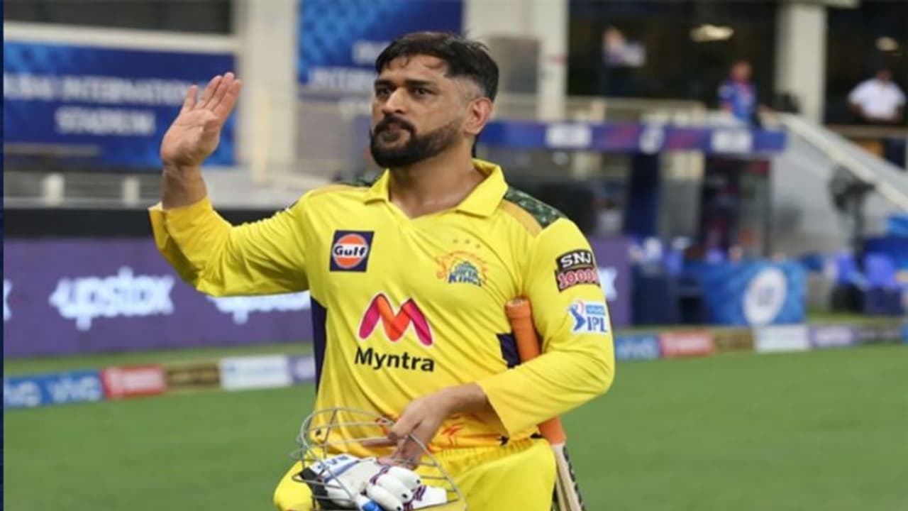 IPL সিএসকে থাকতে চান না এমএস ধোনি, তাহলে কী নতুন দলে খেলবেন মাহি