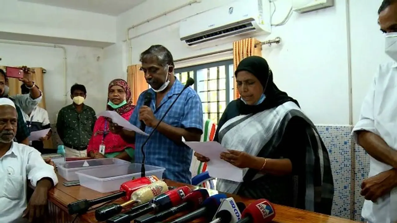 അവിശ്വാസത്തിൽ നഷ്ടപ്പെട്ട ഭരണം ഈരാറ്റുപേട്ടയിൽ തിരിച്ചുപിടിച്ച് യുഡിഎഫ്; വോട്ടെടുപ്പിൽ പങ്കെടുക്കാതെ എൽഡിഎഫ് അവിശ്വാസത്തിൽ നഷ്ടപ്പെട്ട ഭരണം ഈരാറ്റുപേട്ടയിൽ തിരിച്ചുപിടിച്ച് യുഡിഎഫ്; വോട്ടെടുപ്പിൽ പങ്കെടുക്കാതെ എൽഡിഎഫ്