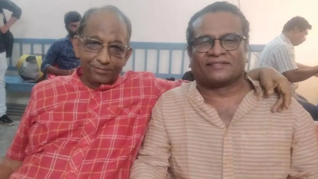 'ആ രംഗത്തിന് പ്രിയന് സാര് ഓകെ പറഞ്ഞില്ല'; നെടുമുടിക്കൊപ്പമുള്ള 'മരക്കാര്' ഓര്മ്മ പങ്കുവച്ച് ഹരീഷ് പേരടി 'ആ രംഗത്തിന് പ്രിയന് സാര് ഓകെ പറഞ്ഞില്ല'; നെടുമുടിക്കൊപ്പമുള്ള 'മരക്കാര്' ഓര്മ്മ പങ്കുവച്ച് ഹരീഷ് പേരടി