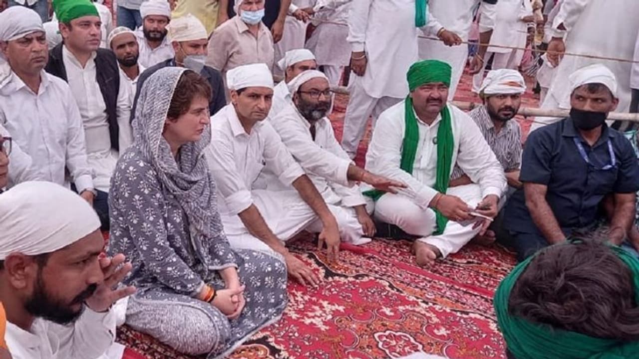 Lakhimpur Violence: राहुल समेत कांग्रेस नेता कल राष्ट्रपति से मिलेंगे, केंद्रीय मंत्री की बर्खास्तगी मांगेंगे Lakhimpur Violence: राहुल समेत कांग्रेस नेता कल राष्ट्रपति से मिलेंगे, केंद्रीय मंत्री की बर्खास्तगी मांगेंगे