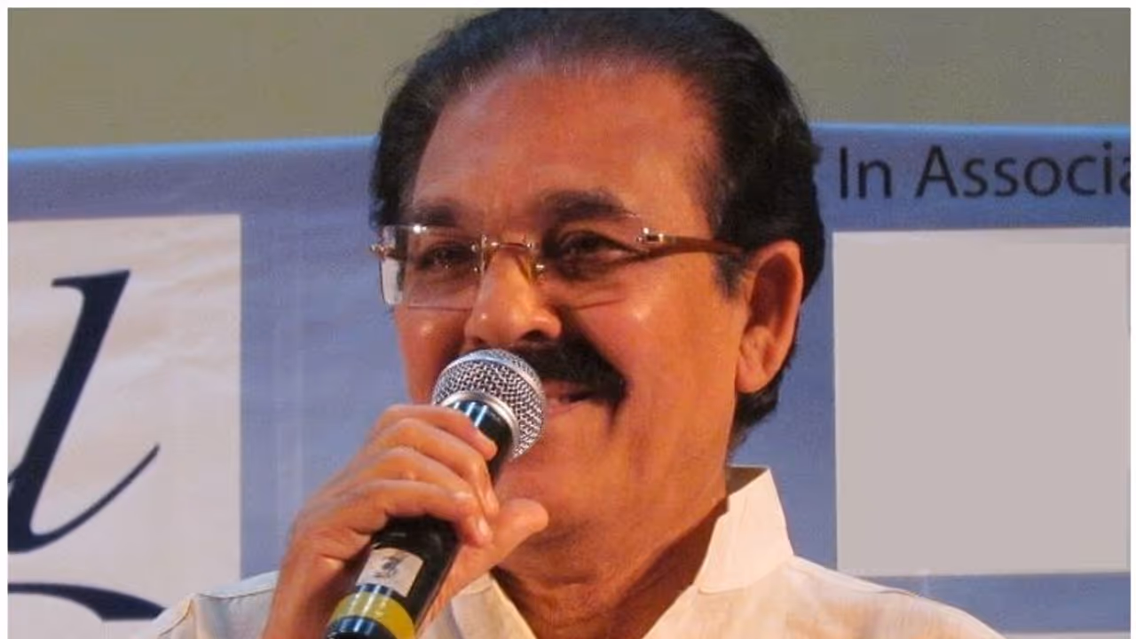 മാപ്പിളപ്പാട്ട് ഗായകൻ വി എം കുട്ടി അന്തരിച്ചു മാപ്പിളപ്പാട്ട് ഗായകൻ വി എം കുട്ടി അന്തരിച്ചു