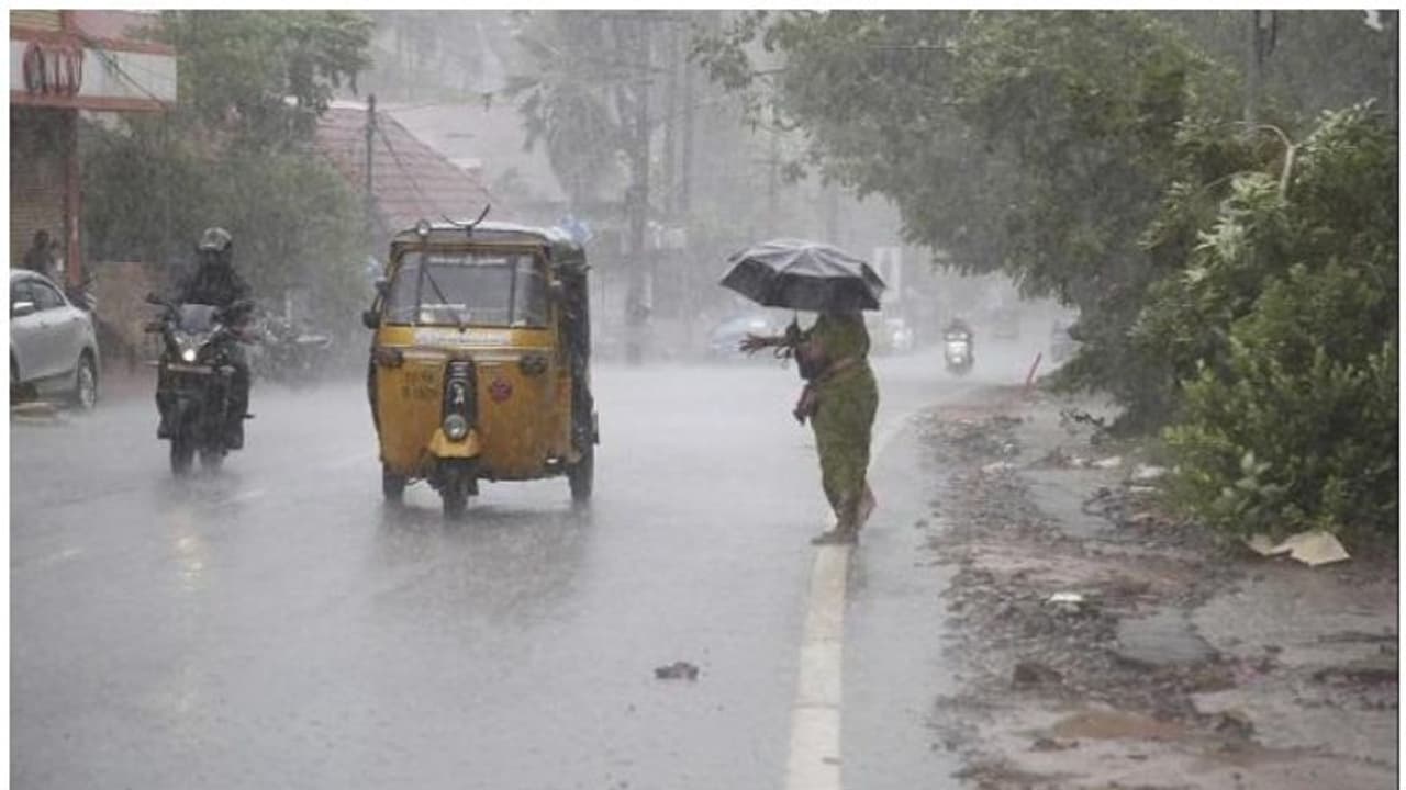 10 ಜಿಲ್ಲೆಗಳಿಗೆ ವರುಣಾಘಾತ : 2 ದಿನ ಭಾರೀ ಮಳೆ!